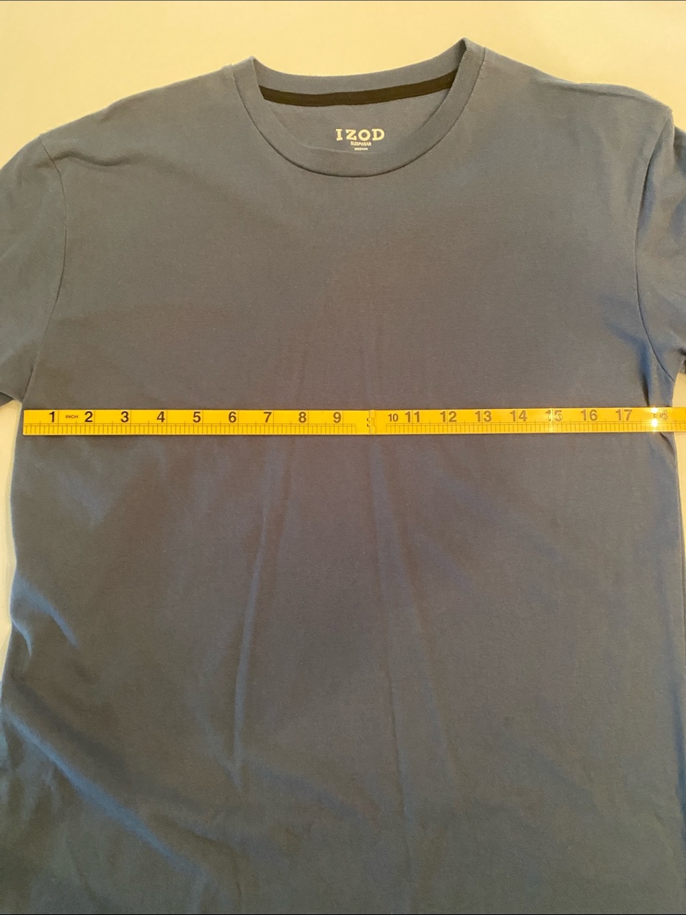 Izod Men’s Short Sleeve Crew T-Shirt in Slate Blue